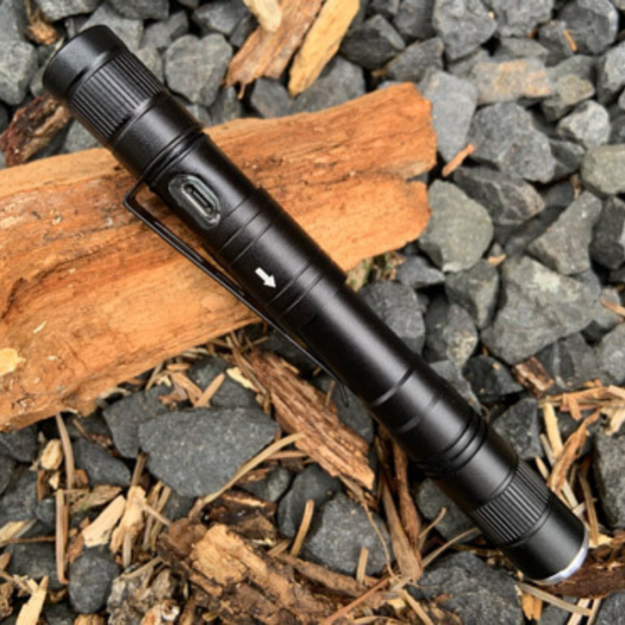M80 Phoenix Pen Light